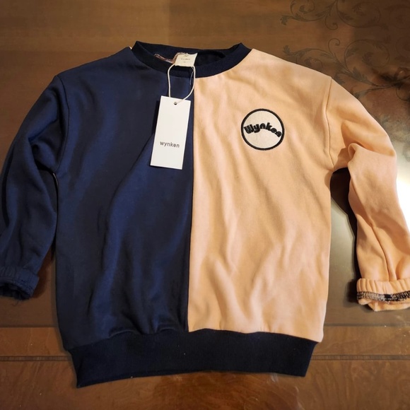 Sweater - Picture 1 of 1